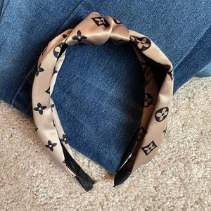 Women’s Louis Vuitton Headband
